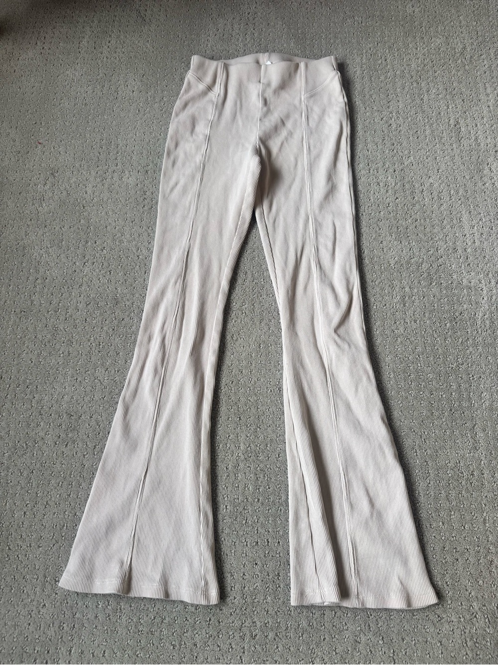 Girls Zara ribbed flare pants size 10.